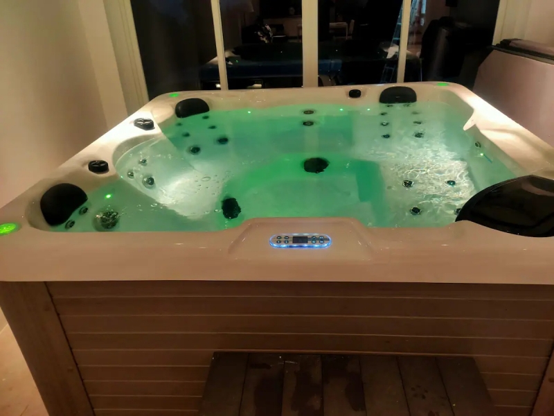 10 Romantic Airbnb Homes in Tagaytay for Couples