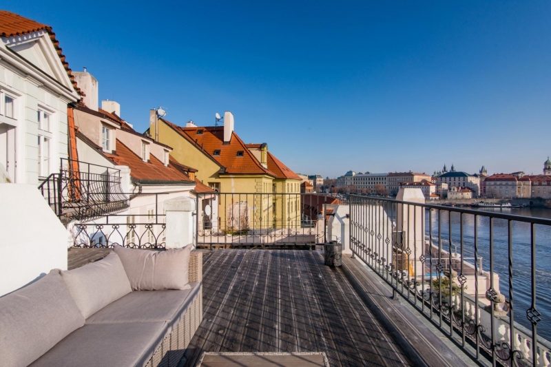 10 Airbnbs in Prague That Definitely Deserve Your Attention