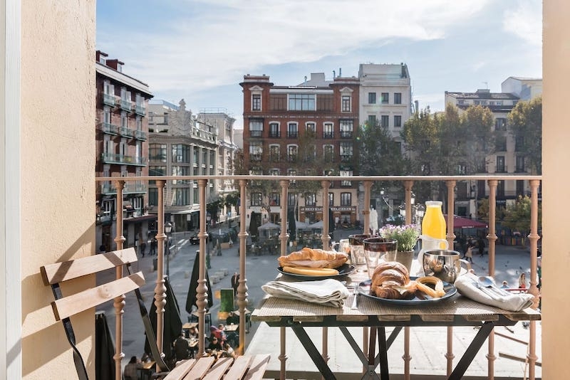 10 Best Airbnb Homes in Spain, From Barcelona to