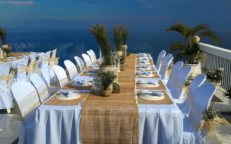 10 Airbnb Wedding Venues for Your Intimate Celebration