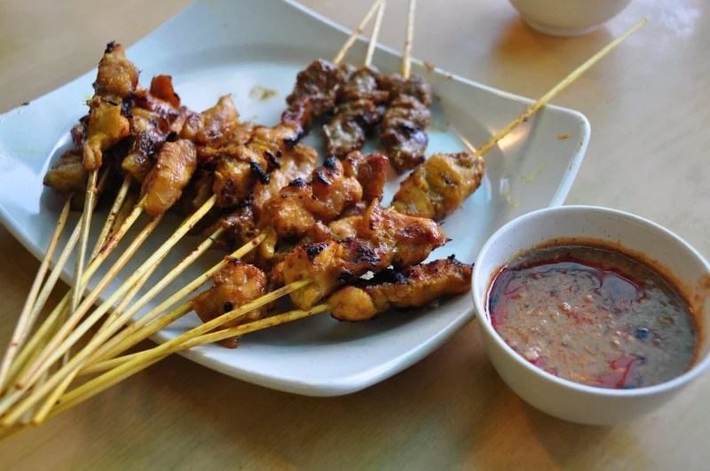 15 Best Hawker Food in Singapore and Where to Find Them