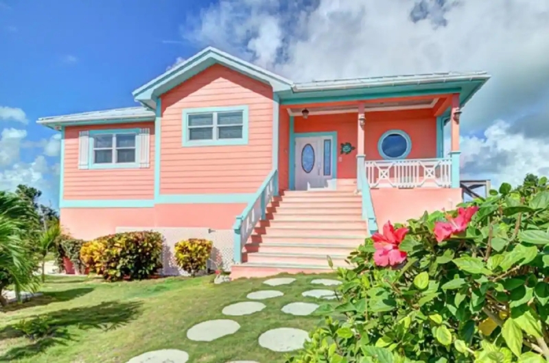 12 Bahamas Airbnb Stays for Your Caribbean Getaway