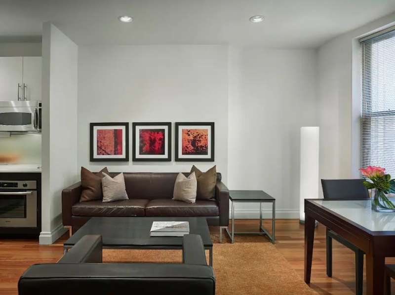 14 Times Square Airbnb Stays for Your New York Getaway