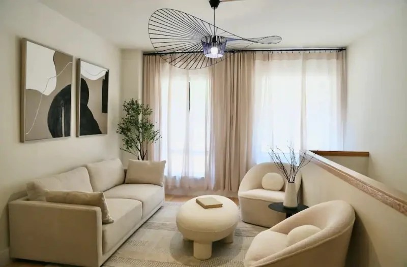 14 Times Square Airbnb Stays for Your New York Getaway