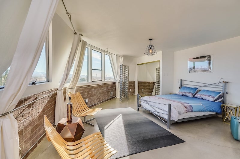 8 Best Airbnb Homes in Palm Springs, California With Private Pools