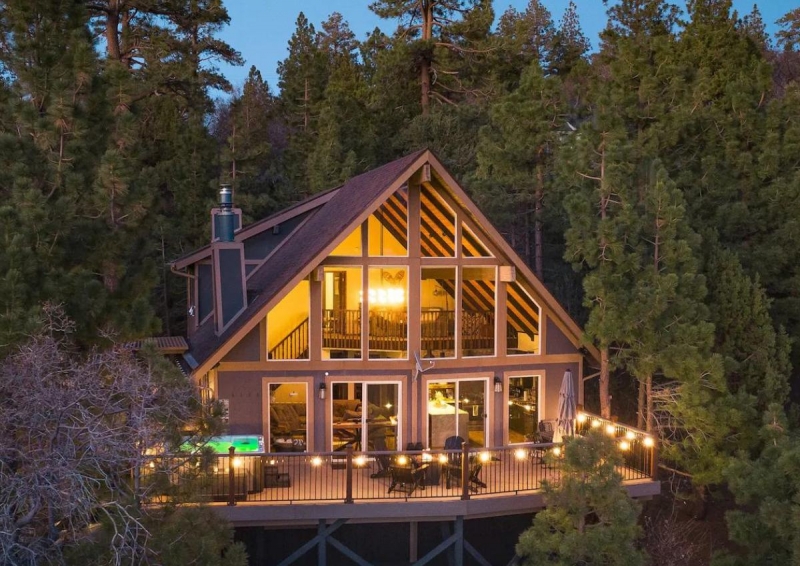 12 Big Bear Lake Airbnb Homes for Your Winter Vacation