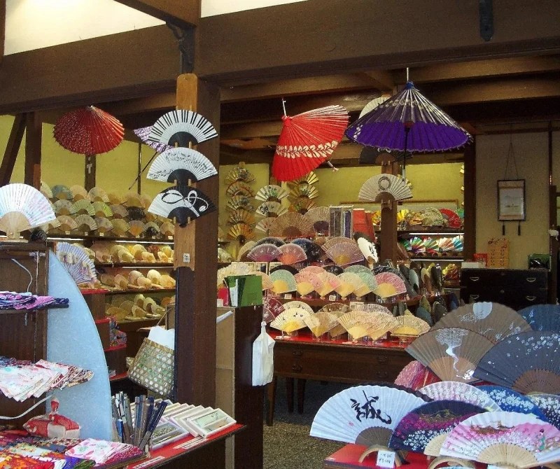 30 Best Tokyo Souvenirs & Where to Buy Them on Your Next Trip