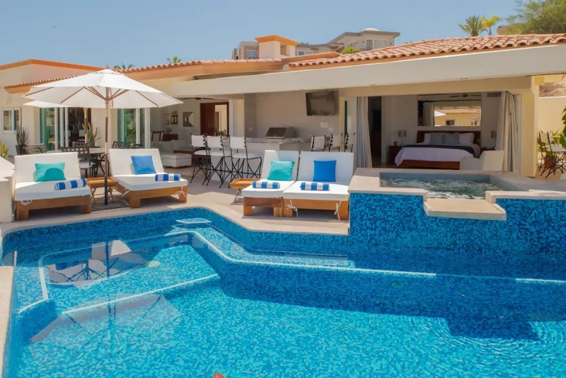 12 Best Airbnbs in Cabo San Lucas for Your Next Mexican Holiday