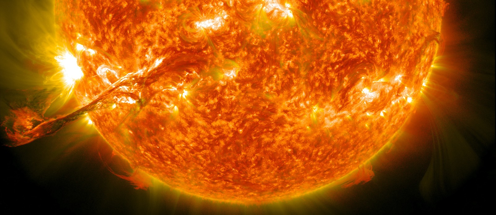 What is the center of the Sun called?