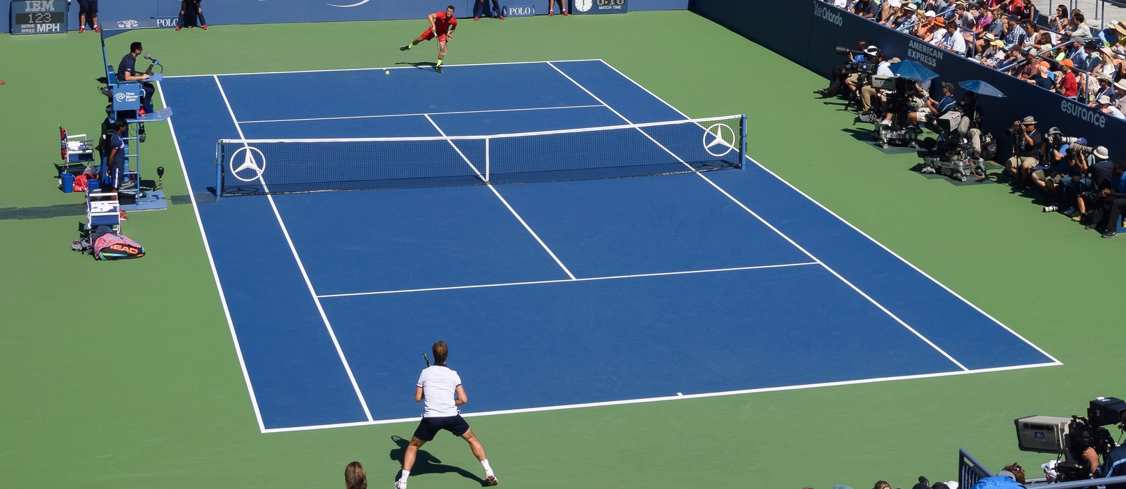 The longest Wimbledon match lasted how many hours?