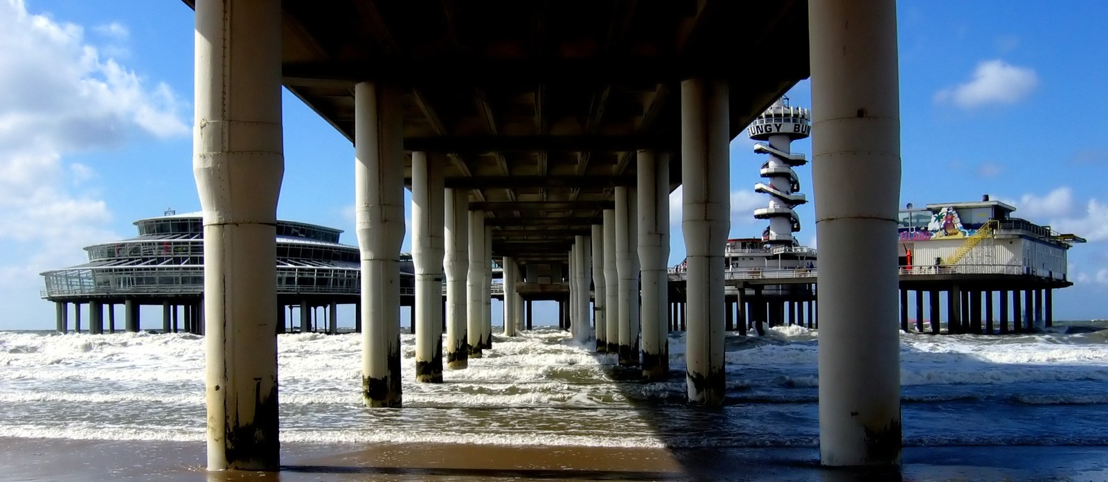 The oldest seaside pier is on which island?