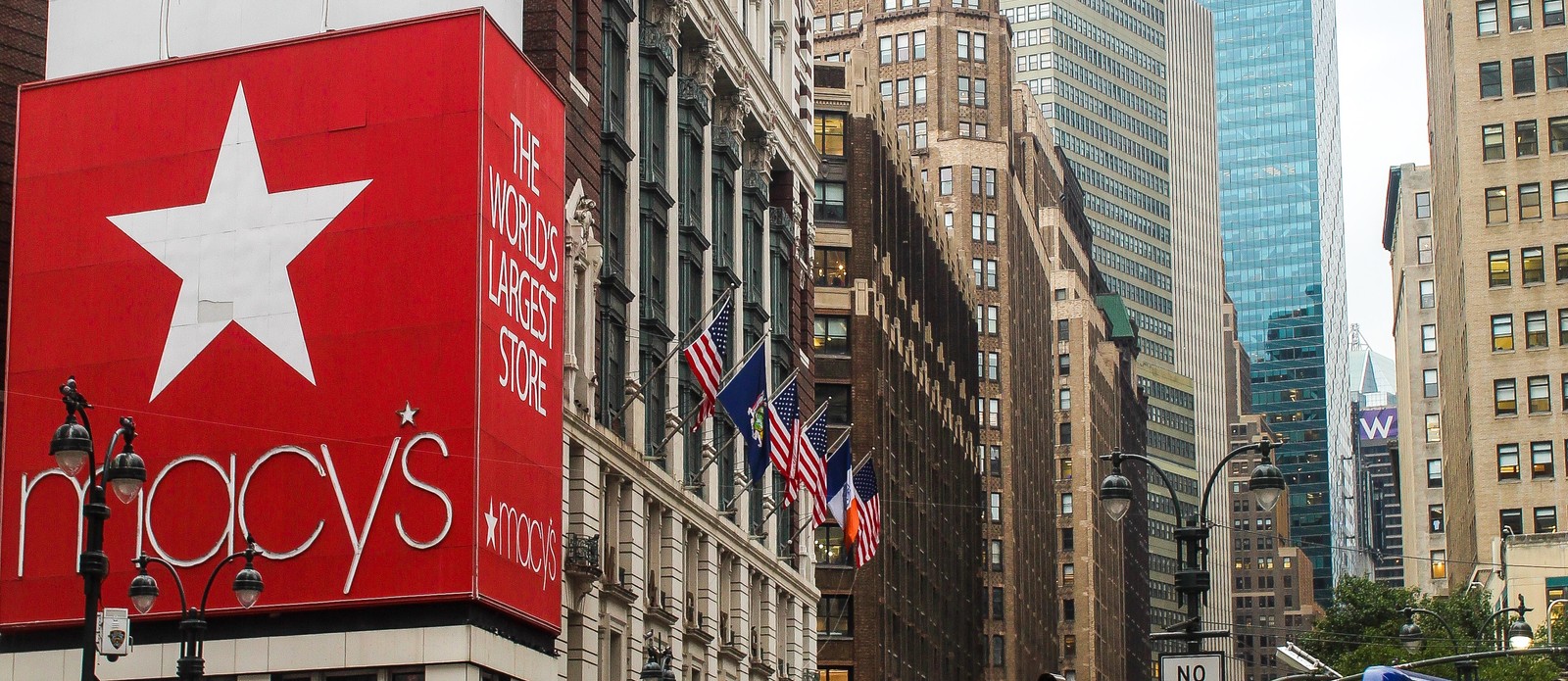 Macy's was founded in New York in which year?