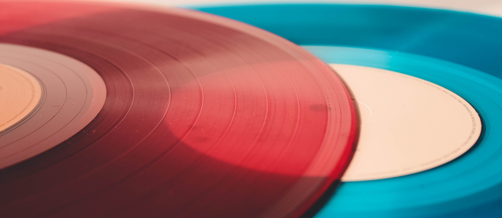 Which rock band released "Bohemian Rhapsody" in 1975?