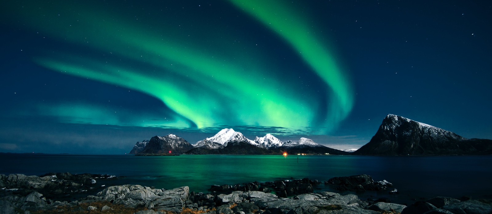 What is the southern counterpart to the aurora borealis?