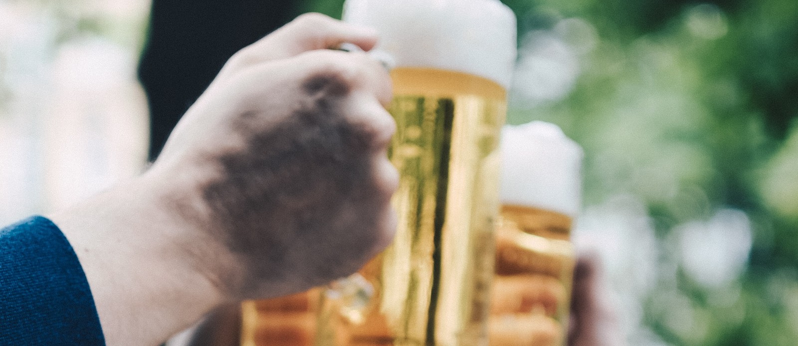 In what U.S. city was the hit show "Cheers" based?