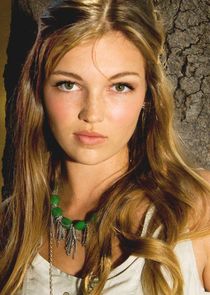 Lili Simmons | TVmaze