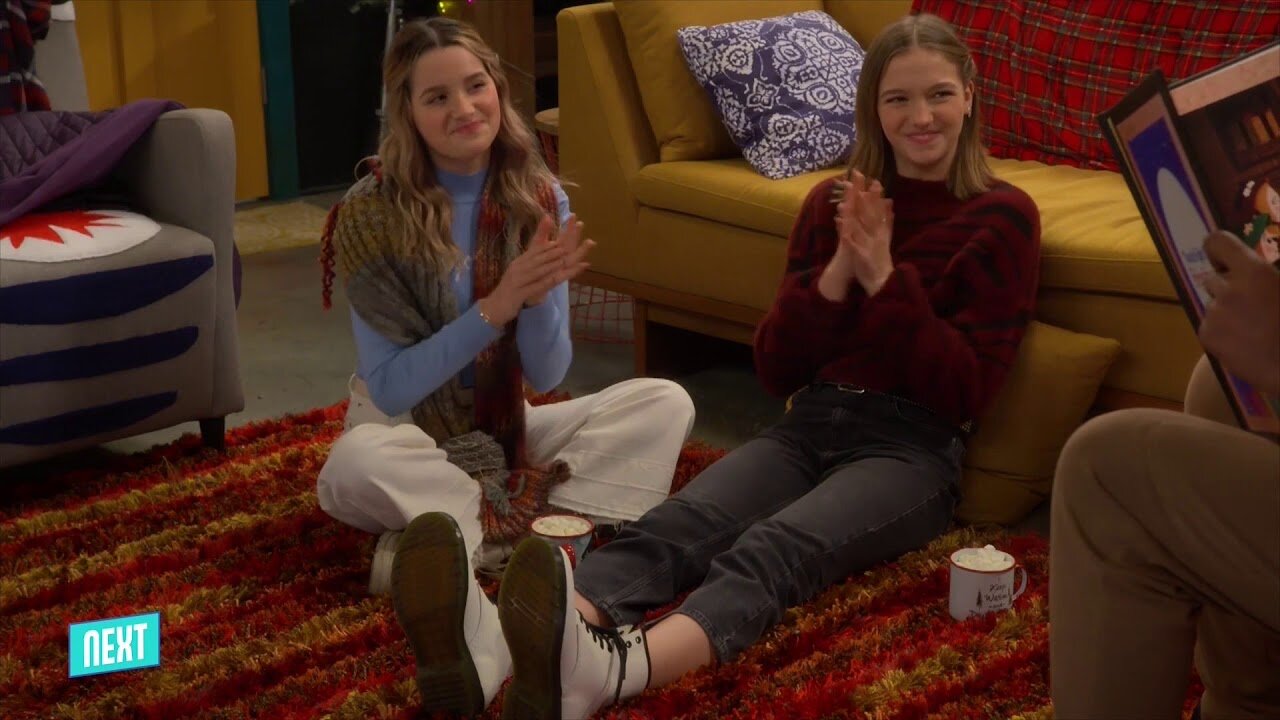 Friendiversary Side Hustle S01E05 TVmaze