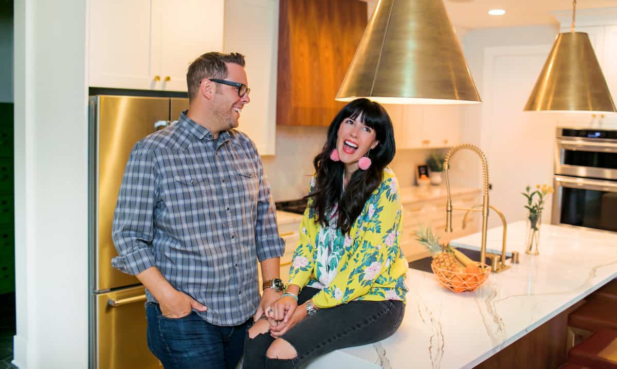 10 Things You Didn’t Know about HGTV’s “Stay or Sell” TVovermind