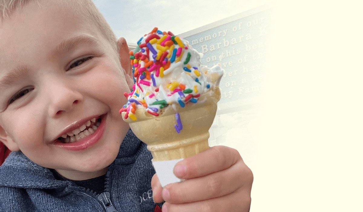 Chocolate Dipped Dynasty How a Giant Ice Cream Cone Shows Zestos