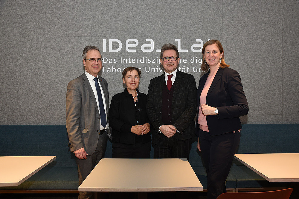 Ein analoger Raum für Digitales IDea_Lab