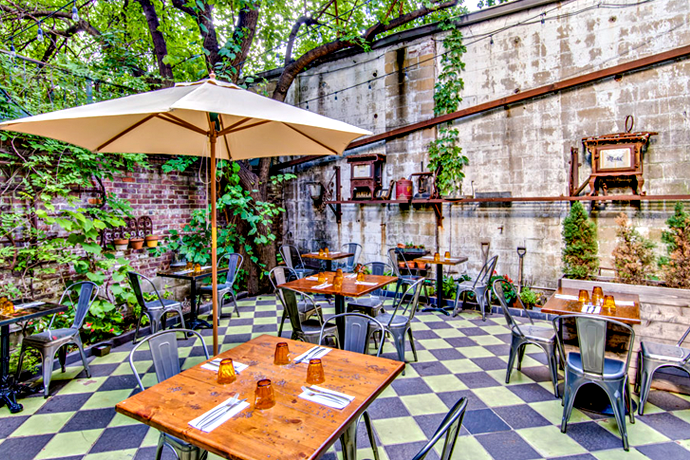 LaRina Pastificio & Vino Brooklyn Charming Garden Alert
