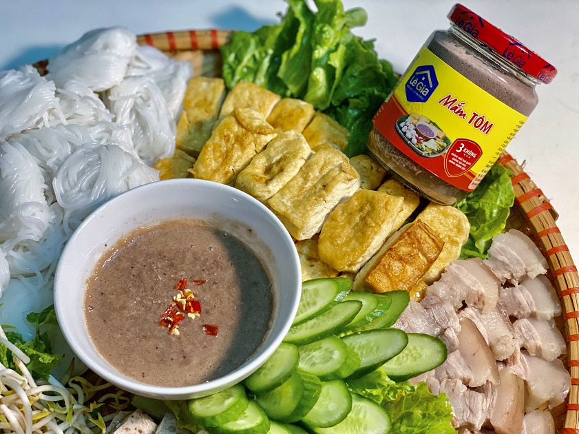 Shrimp paste An indispensable spice in Vietnamese cuisine