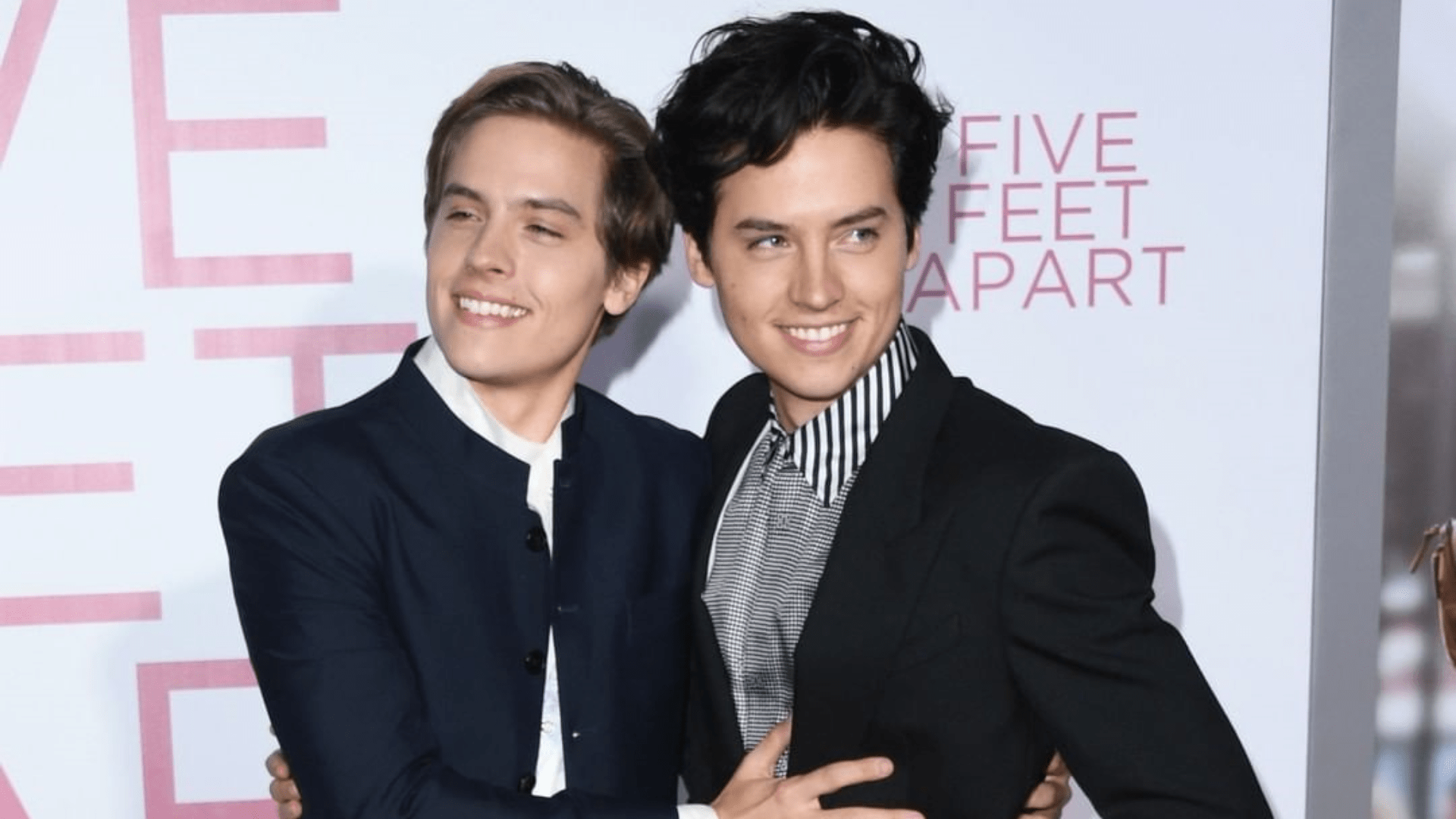 Dylan Sprouse reveals his vicious 'fist fight' with twin Cole on Suite