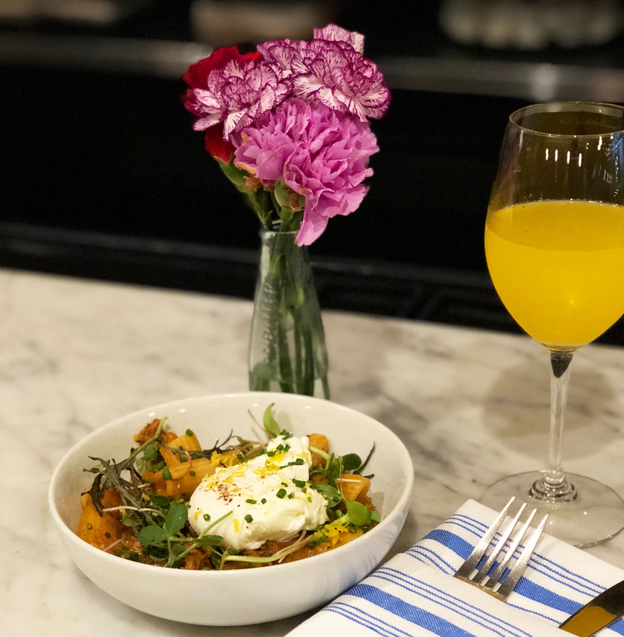 The Top Bottomless Booze Brunches in NOLA Where Y'at