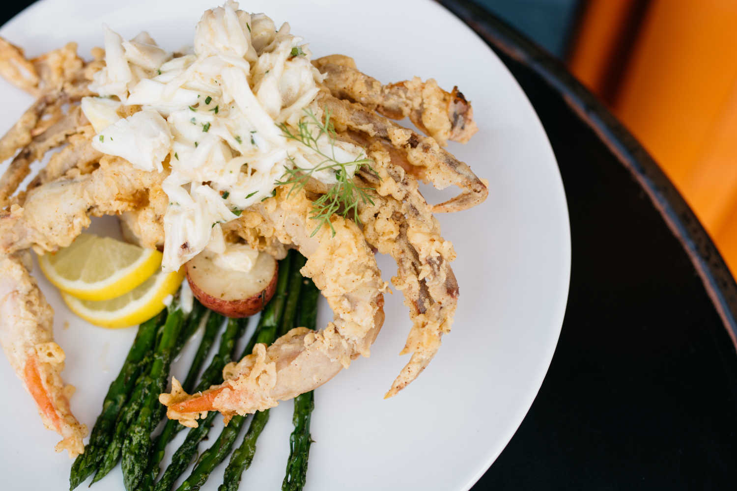 Bucktown Seafood and Oyster Bar Reopens for TakeOut and Delivery