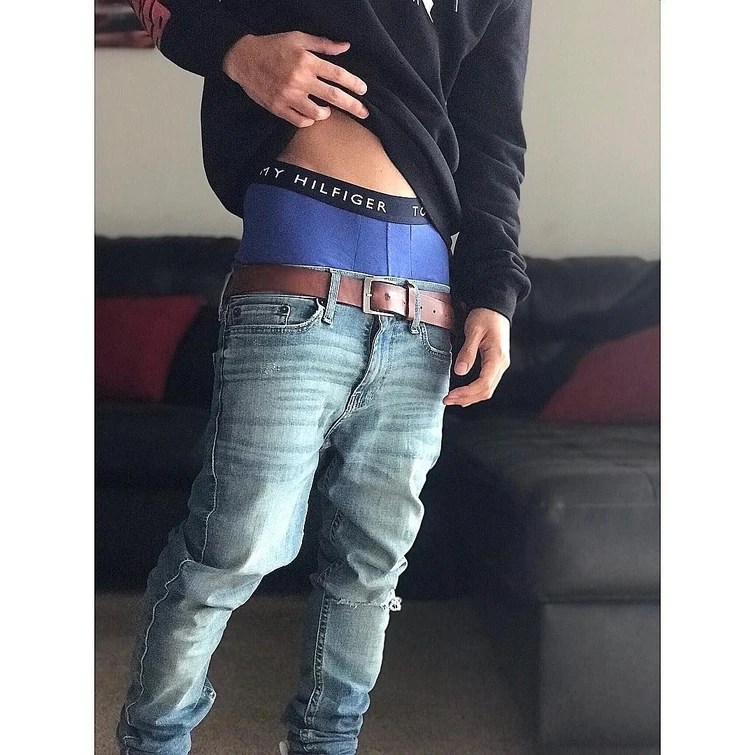 why do ya'll boys do this (sagging pants) Fandom