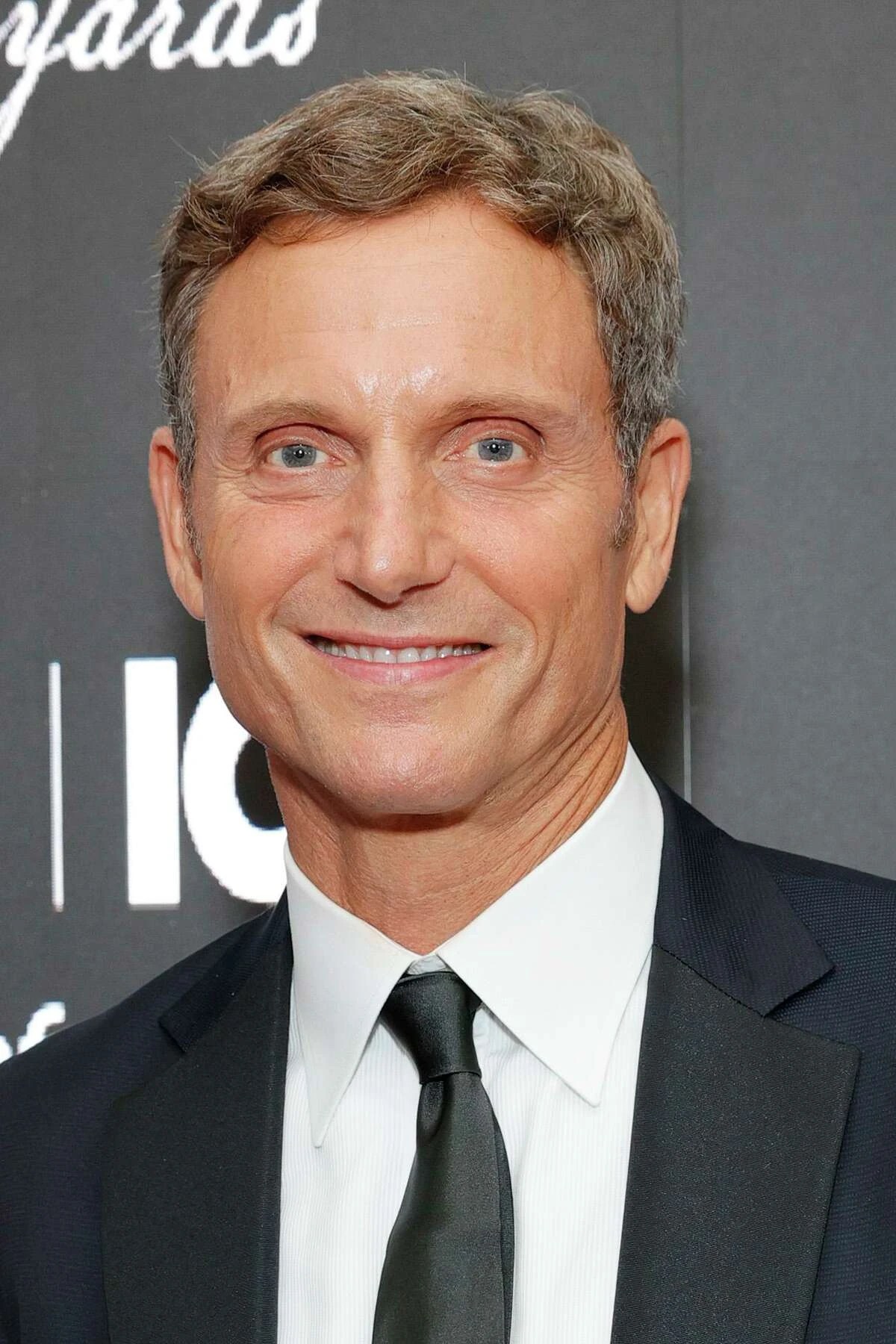 Tony Goldwyn Disney Material Wiki Fandom