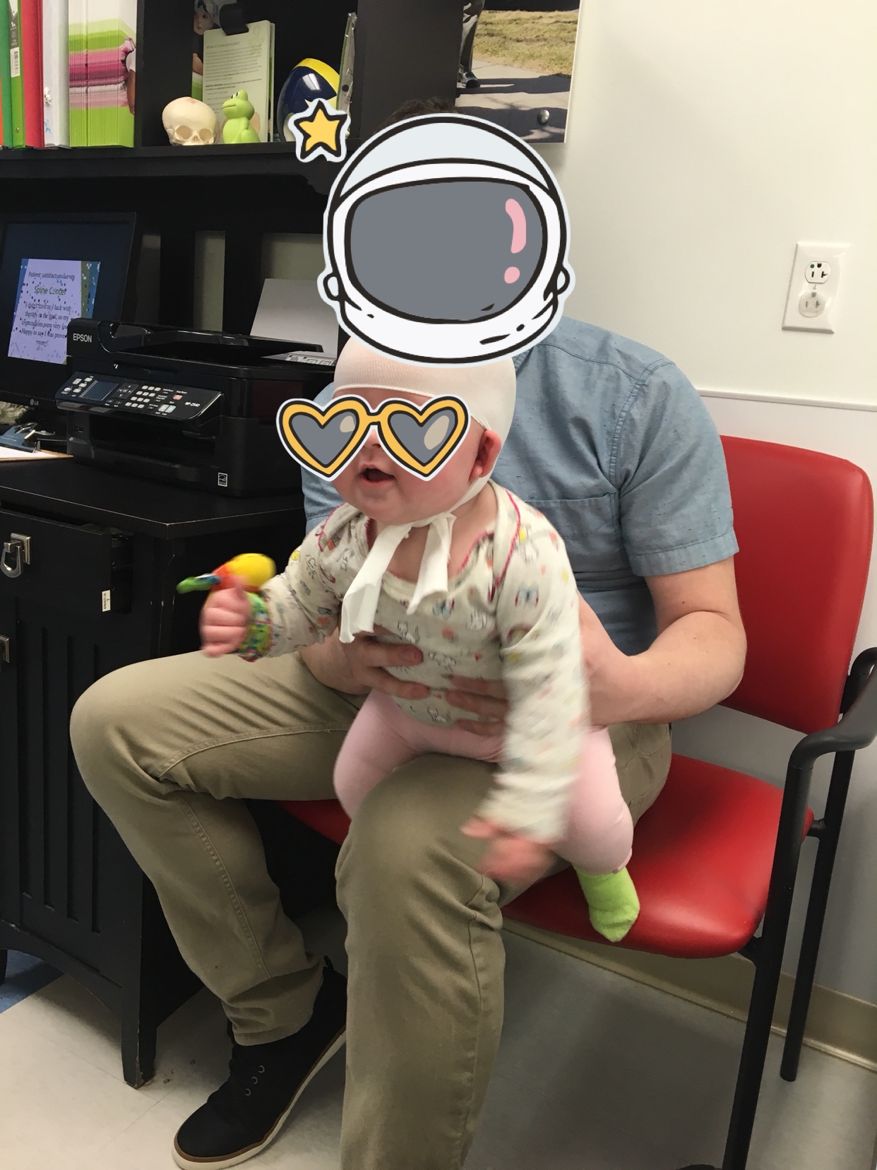 Cute & clever decorations for infant helmets Winnie