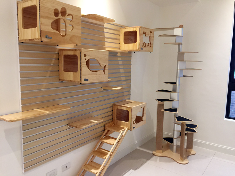 Modular Cat Spiral Staircase catswall