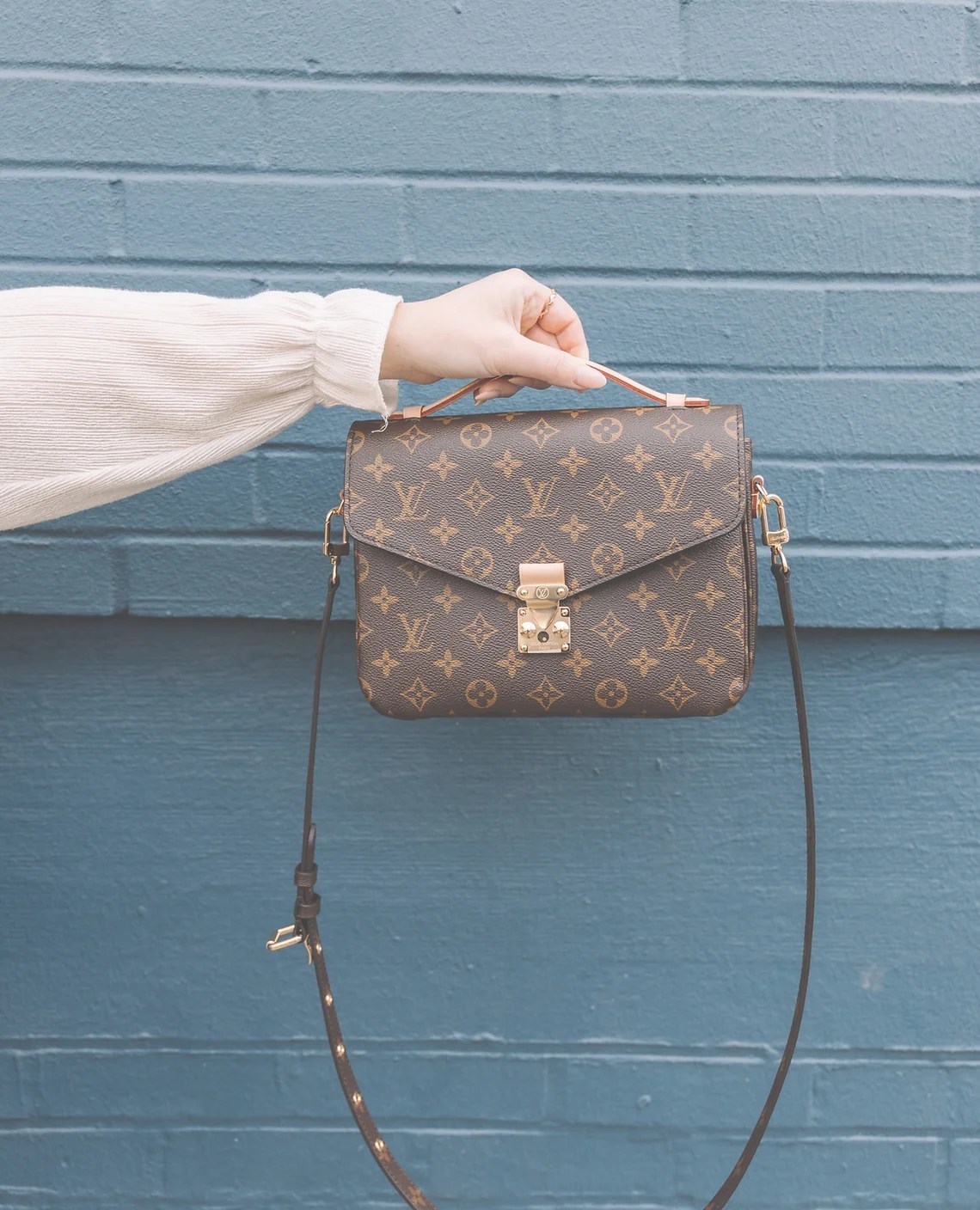 LV Vachetta Leather bag cleaner conditioner Mulberry Gucci Chanel