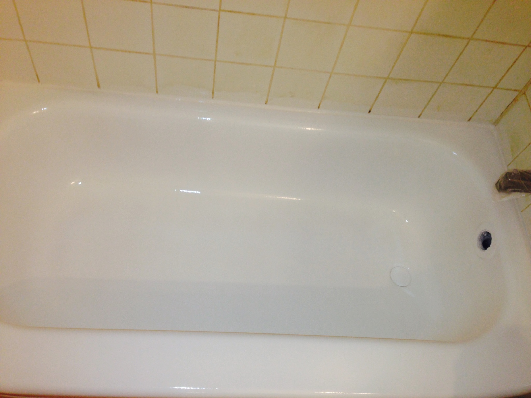Tub Master Bathtub refinishing/reglazing in Metro VancouverPortfolio