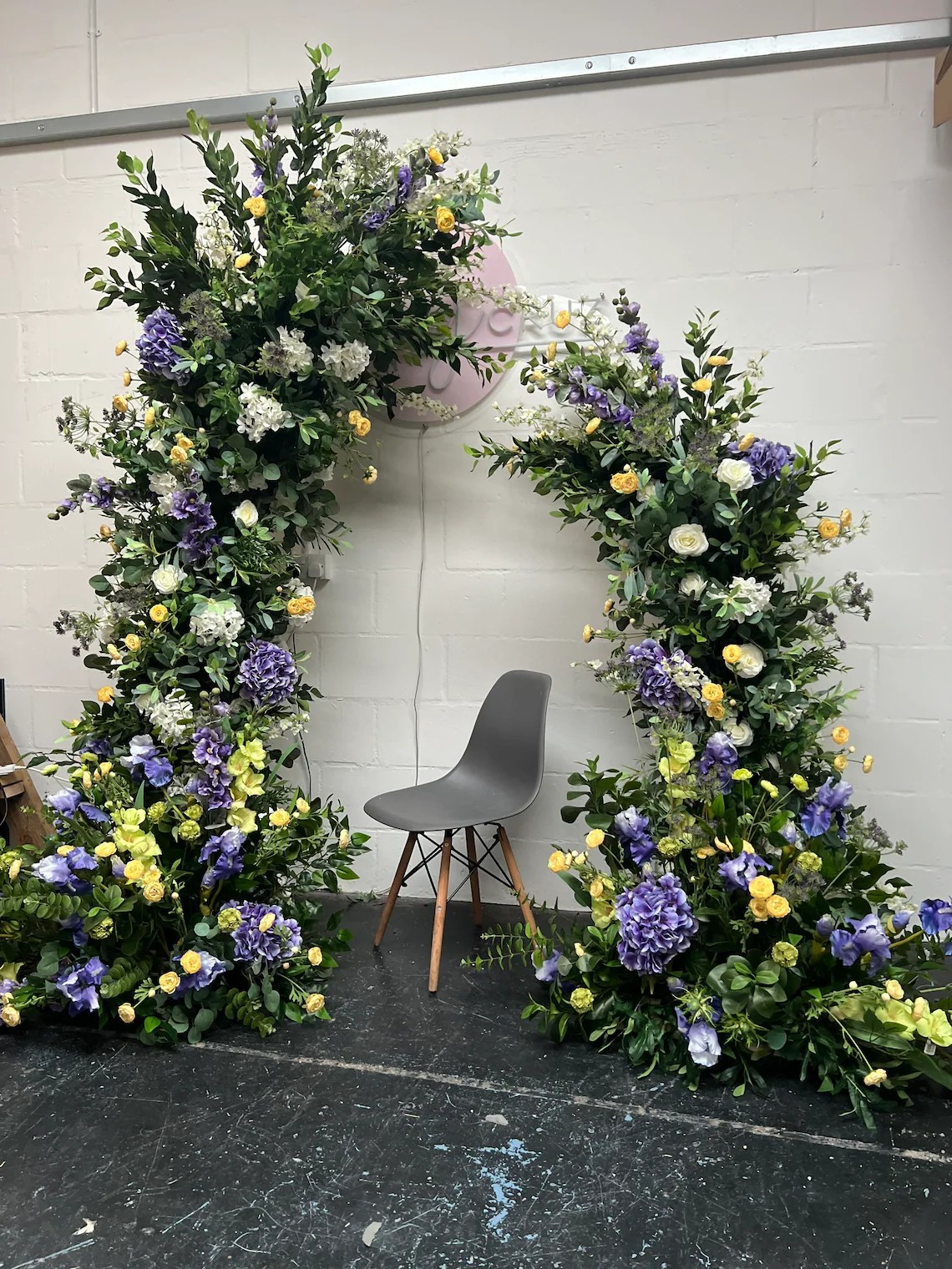 Floral arches & pillars Floral Bloom