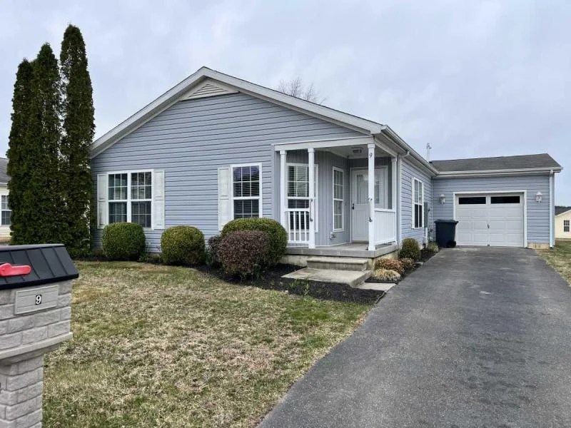 PERRYS LAKE HOMES FOR SALE Davis Enterprises