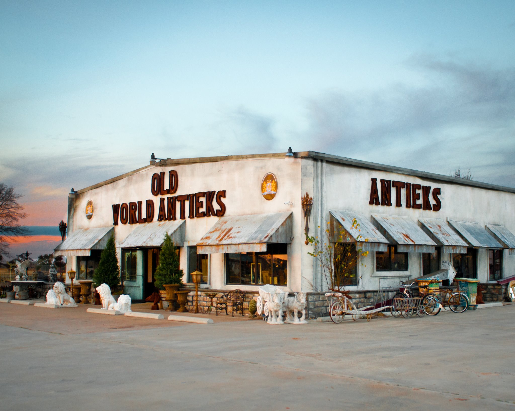 Old World Antieks Antiques and Lifestyle Showroom in Central Texas