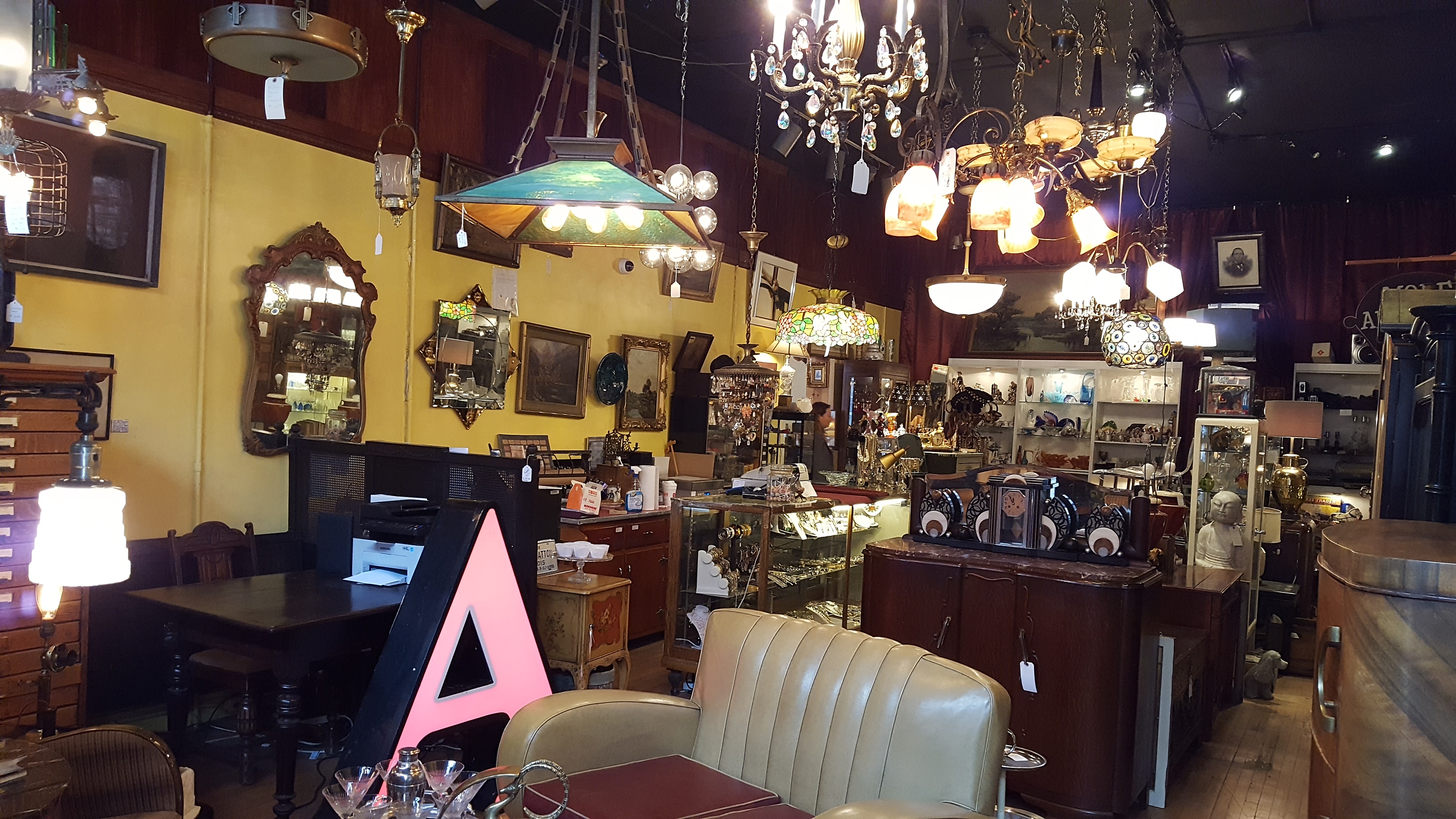 Lazy Dog Antiques Chicago Antique Store