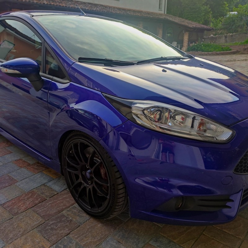 FIESTA MK7.5 HEADLIGHT ACCENT ST1CKERSGT