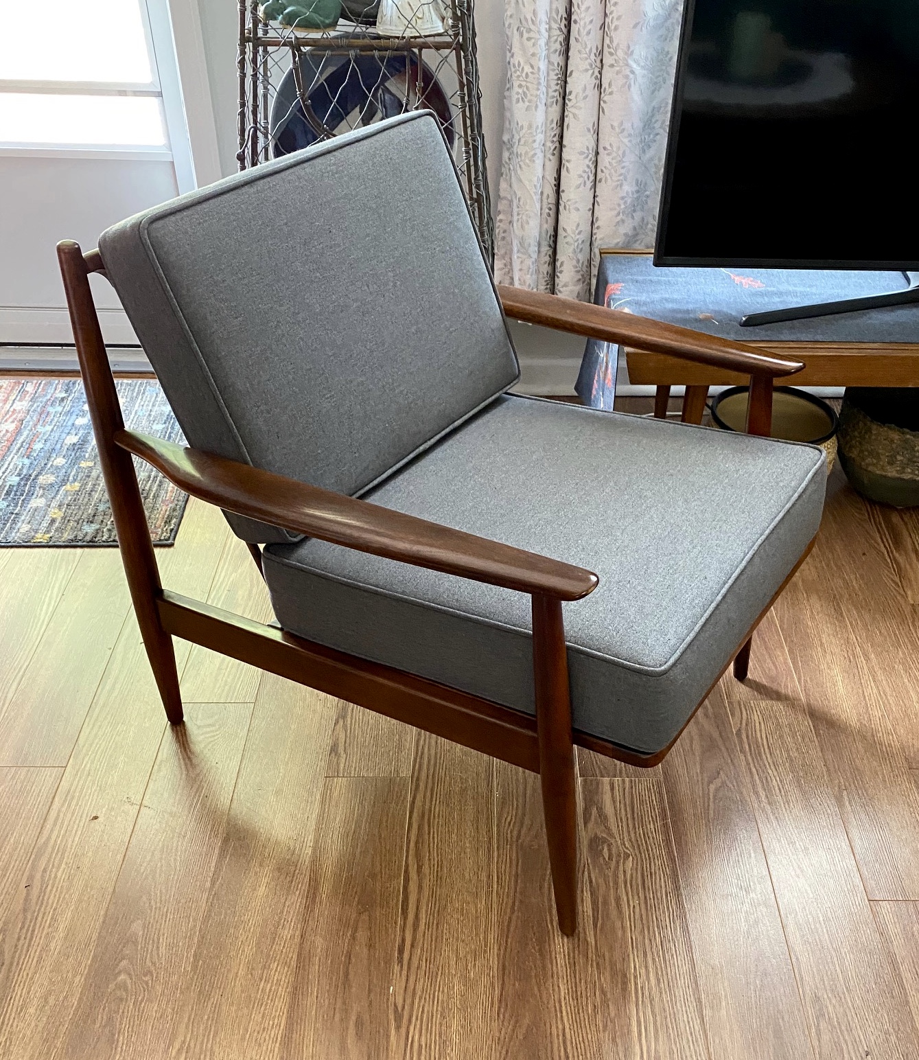 Mid century replacement cushions realization Renaissance Cushions