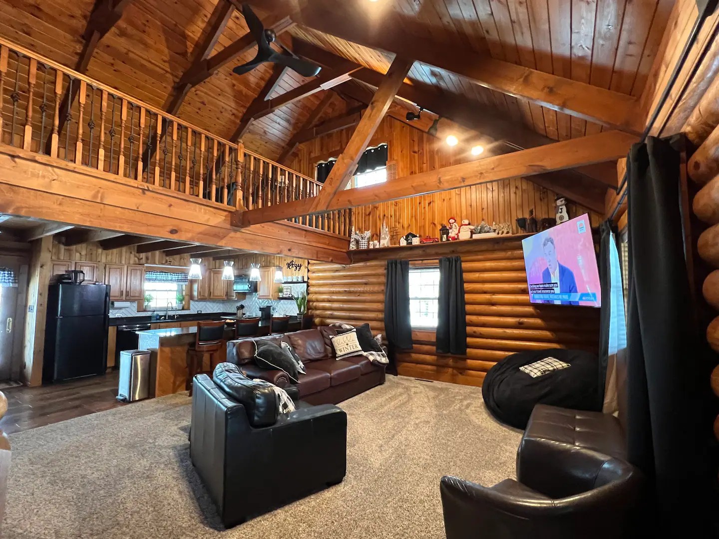 Home Cozy Perrysburg Cabins