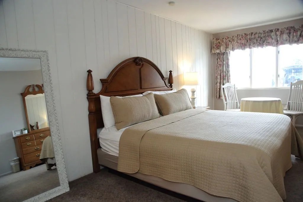 Wedding & Events Barn House Village Bath, PA