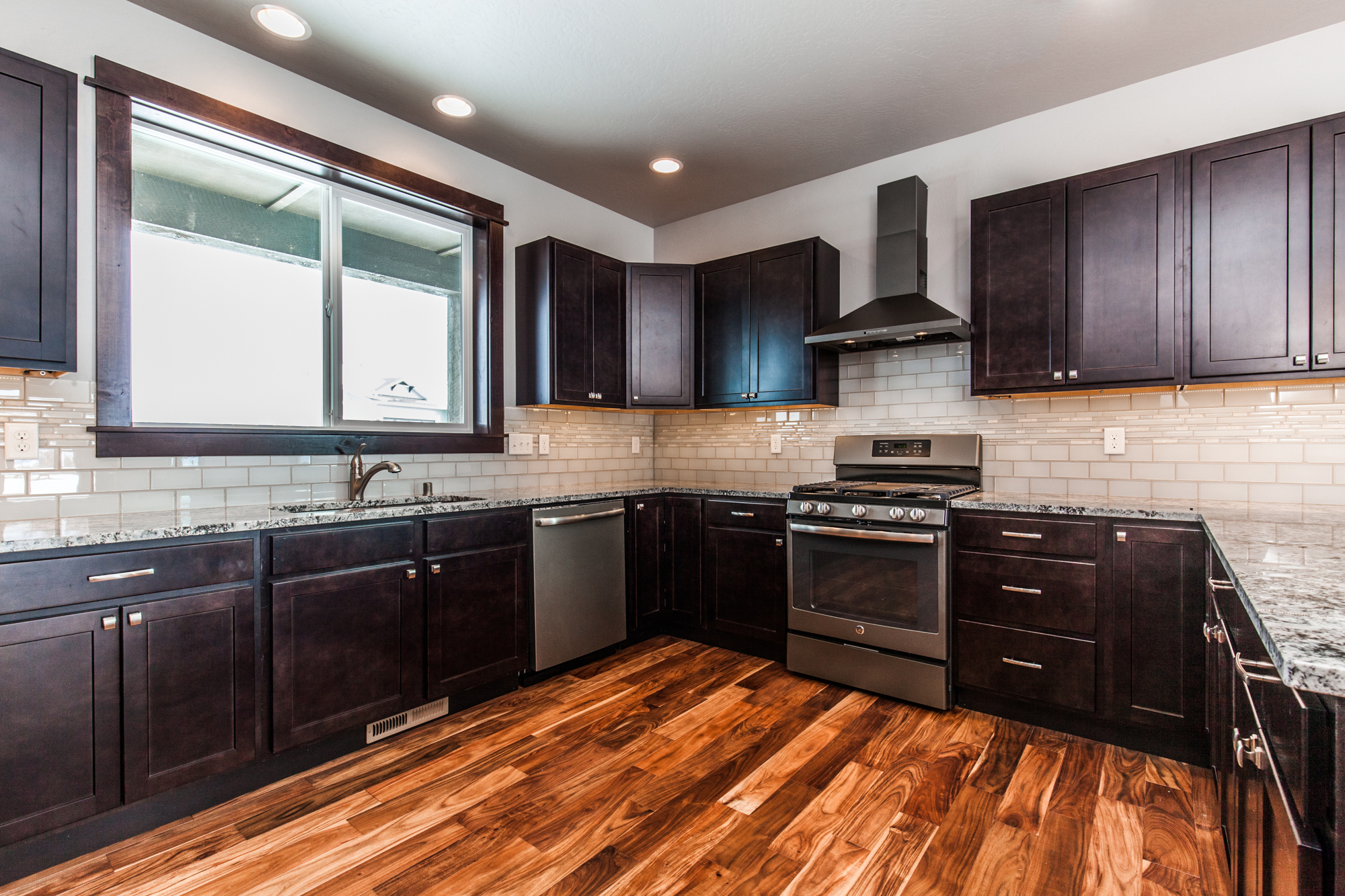 General Contractor Bozeman Building Dimensions, Inc.