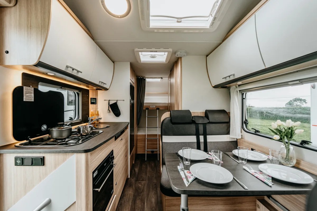 Sunlight A68 RED LION RENTALS