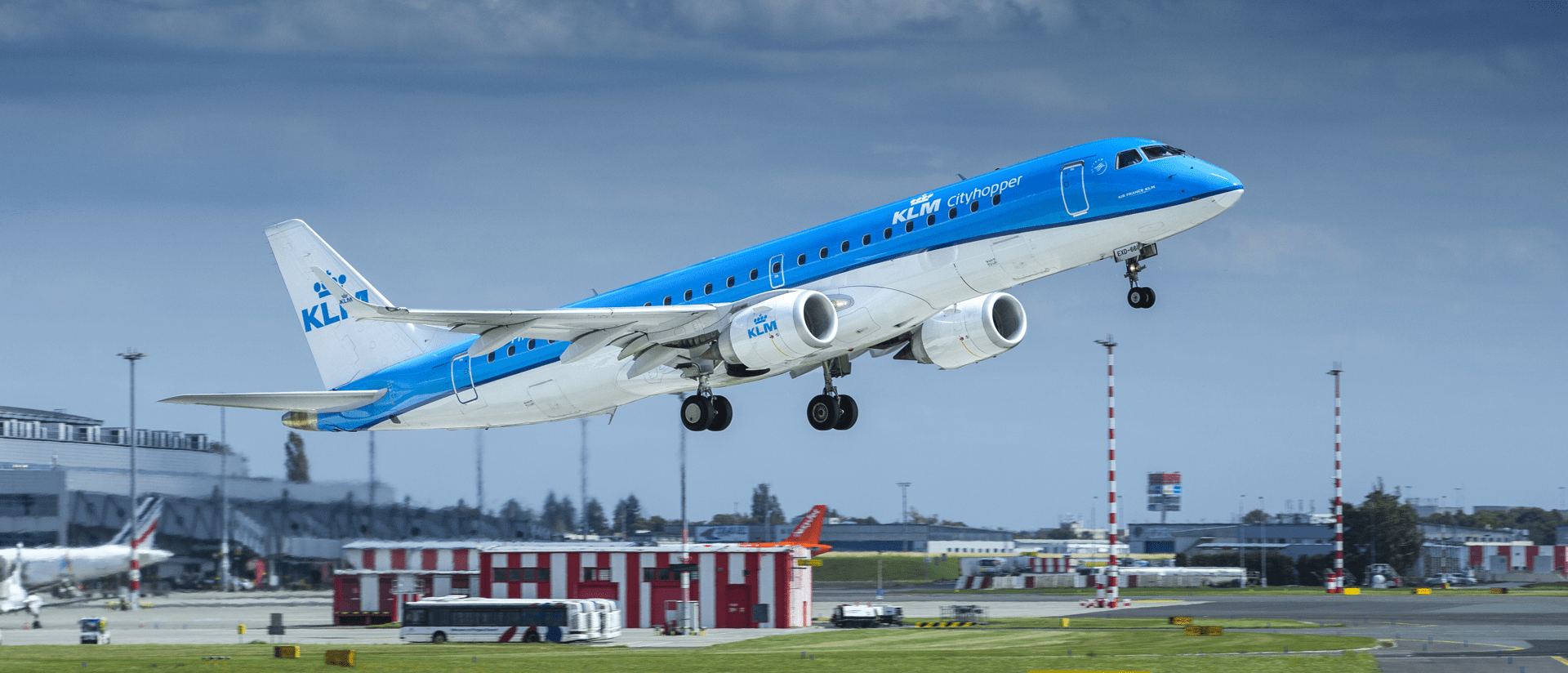 How Strict Are KLM With Hand Luggage? The Getaway Lounge