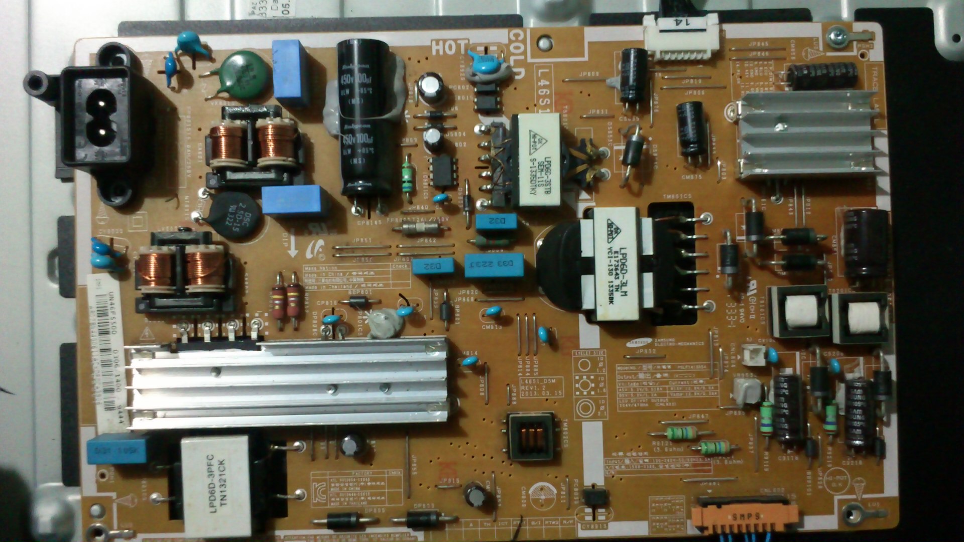 tv samsung UN46F5500AG, parpadea led - YoReparo