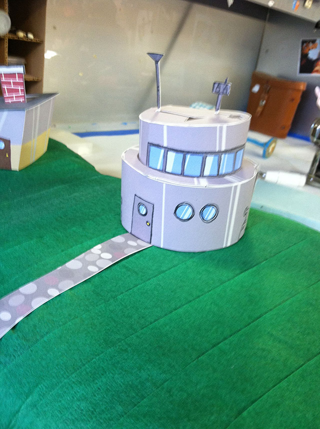 Paper Craft BehindTheScenes of "Cubtron Z" Happy Tree Friends Mondo