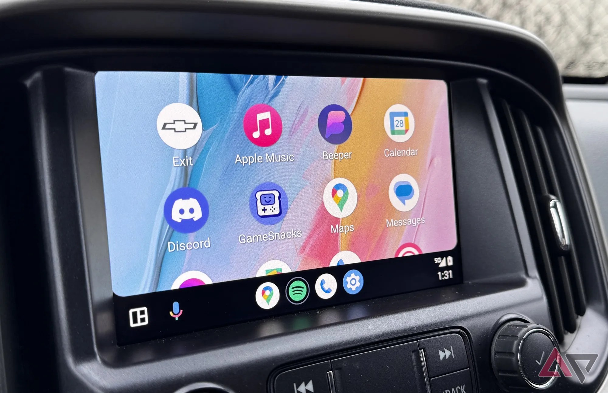 How to change your Android Auto view