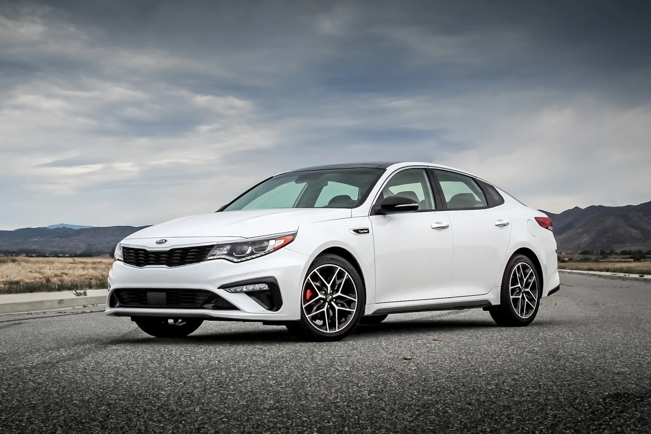2017 Kia Optima - Review | CarBuzz
